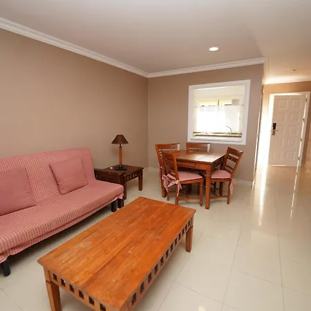 Rf La Quinta Park דירה